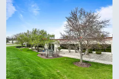 753 N Geneva Pkwy #2, Lake Geneva, WI 53147 - Photo 6