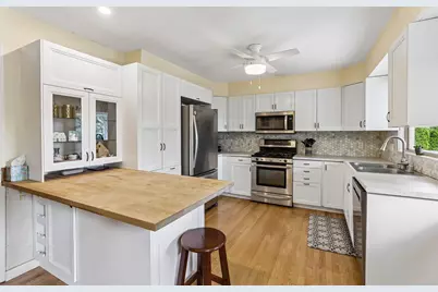409 S Jefferson St, Verona, WI 53593 - Photo 8