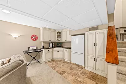 2966  Gateway Ave, Hartford, WI 53027 - Photo 30