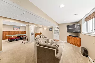 2966  Gateway Ave, Hartford, WI 53027 - Photo 28
