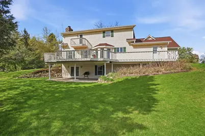 211  Erin Ct, West Bend, WI 53095 - Photo 40
