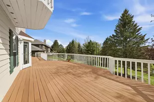 211 Erin Ct, West Bend, WI 53095 - Photo 36