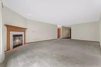 17730  Caribou Pass #A, Brookfield, WI 53045 - Photo 6