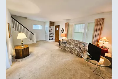 2101  74th St, Kenosha, WI 53143 - Photo 6