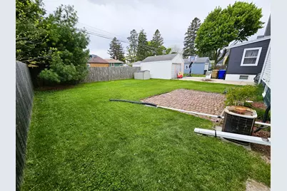 2101  74th St, Kenosha, WI 53143 - Photo 26