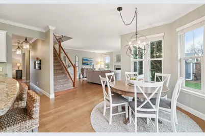 W244N5731  Falcon Dr, Sussex, WI 53089 - Photo 8