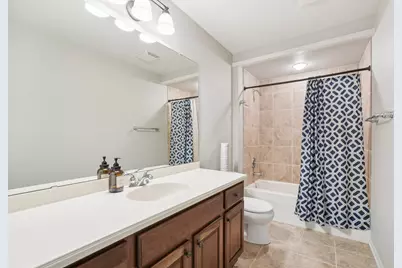 W244N5731  Falcon Dr, Sussex, WI 53089 - Photo 18