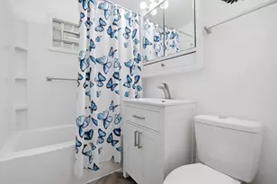 6800 W Ohio Ave, Milwaukee, WI 53219 - Photo 8