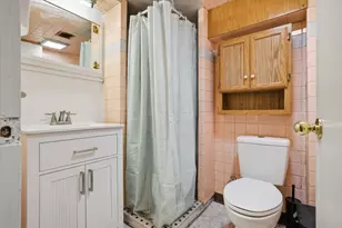 6800 W Ohio Ave, Milwaukee, WI 53219 - Photo 16