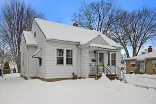 1707 Preble Ave, Green Bay, WI 54302 - Photo 2