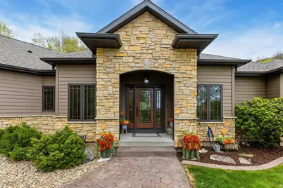 W6104  Valley Pl, Onalaska, WI 54636 - Photo 4