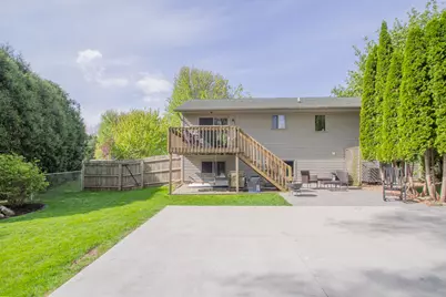 509  Mary Knoll Ln, Watertown, WI 53098 - Photo 10