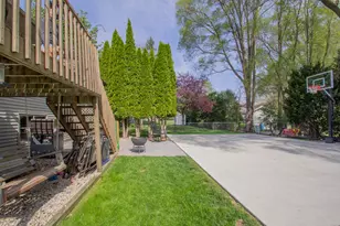 509 Mary Knoll Ln, Watertown, WI 53098 - Photo 8