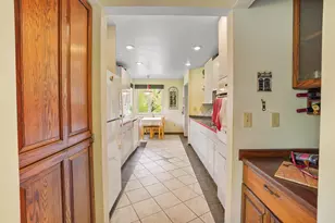N61W38100 Blackhawk Dr, Oconomowoc, WI 53066 - Photo 16