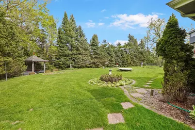 N61W38100  Blackhawk Dr, Oconomowoc, WI 53066 - Photo 8