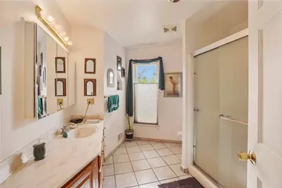 N61W38100  Blackhawk Dr, Oconomowoc, WI 53066 - Photo 20