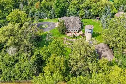 N61W38100  Blackhawk Dr, Oconomowoc, WI 53066 - Photo 8
