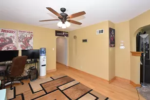 3261 S Austin St, Milwaukee, WI 53207 - Photo 14