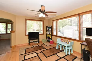 3261 S Austin St, Milwaukee, WI 53207 - Photo 12