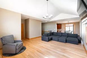 429 S Heritage St, Belgium, WI 53004 - Photo 8