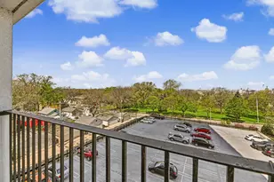 2525 S Shore Dr, Milwaukee, WI 53207 - Photo 26