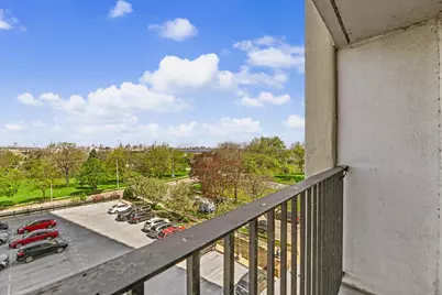 2525 S Shore Dr #5F, Milwaukee, WI 53207 - Photo 28
