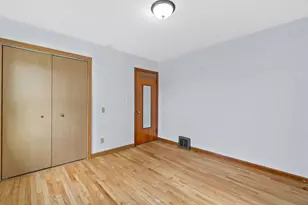 8924 W Lincoln Ave, West Allis, WI 53227 - Photo 20