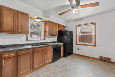 8924 W Lincoln Ave, West Allis, WI 53227 - Photo 2