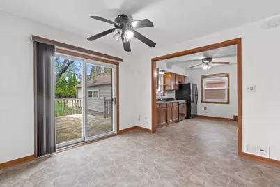 8924 W Lincoln Ave, West Allis, WI 53227 - Photo 10