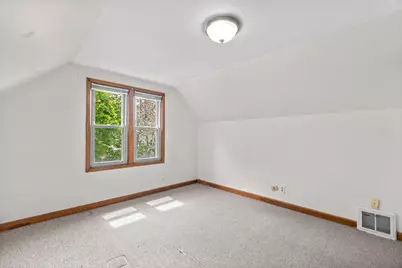 8924 W Lincoln Ave, West Allis, WI 53227 - Photo 26