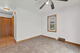 8924 W Lincoln Ave, West Allis, WI 53227 - Photo 12