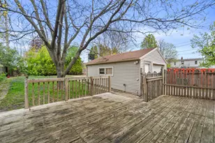 8924 W Lincoln Ave, West Allis, WI 53227 - Photo 34