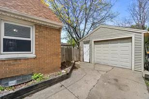 8924 W Lincoln Ave, West Allis, WI 53227 - Photo 36
