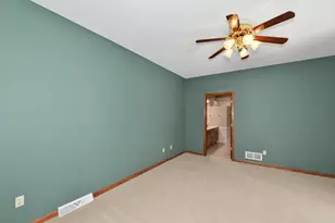 14143 W Waters Edge Trail, New Berlin, WI 53151 - Photo 18