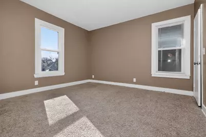 2952 N Buffum St, Milwaukee, WI 53212 - Photo 12