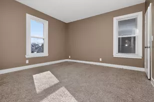2952 N Buffum St, Milwaukee, WI 53212 - Photo 12