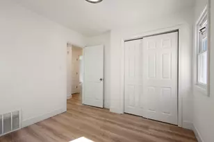 4666 N 46th St, Milwaukee, WI 53218 - Photo 8