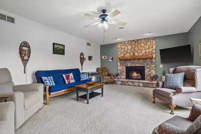 27421  Le Mays Ct, Racine, WI 53185 - Photo 38