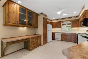 17694 Nassau Dr, Brookfield, WI 53045 - Photo 18