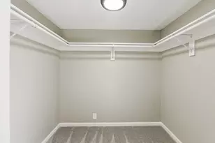 4076 N 93rd St, Wauwatosa, WI 53222 - Photo 24