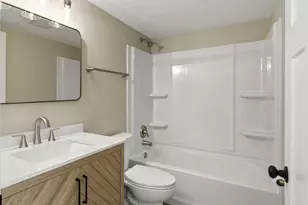4076 N 93rd St, Wauwatosa, WI 53222 - Photo 28
