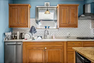 1404 Adams St, La Crosse, WI 54601 - Photo 8