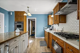 1404 Adams St, La Crosse, WI 54601 - Photo 16