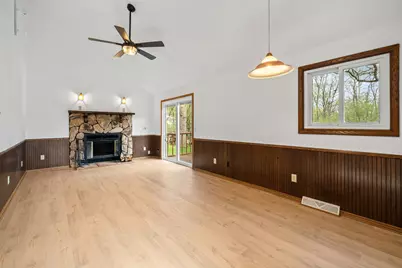 W5928  Mariner Hills Ct, La Grange, WI 53121 - Photo 4