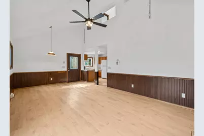 W5928  Mariner Hills Ct, La Grange, WI 53121 - Photo 8