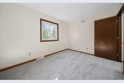 W5928  Mariner Hills Ct, La Grange, WI 53121 - Photo 12
