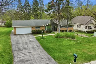 6994 N Range Line Rd, Glendale, WI 53209 - Photo 2