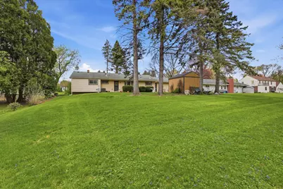 6994 N Range Line Rd, Glendale, WI 53209 - Photo 24