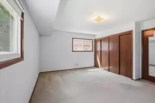 6994 N Range Line Rd, Glendale, WI 53209 - Photo 14