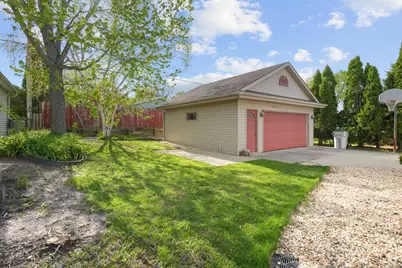 3740 S 94th St, Milwaukee, WI 53228 - Photo 22